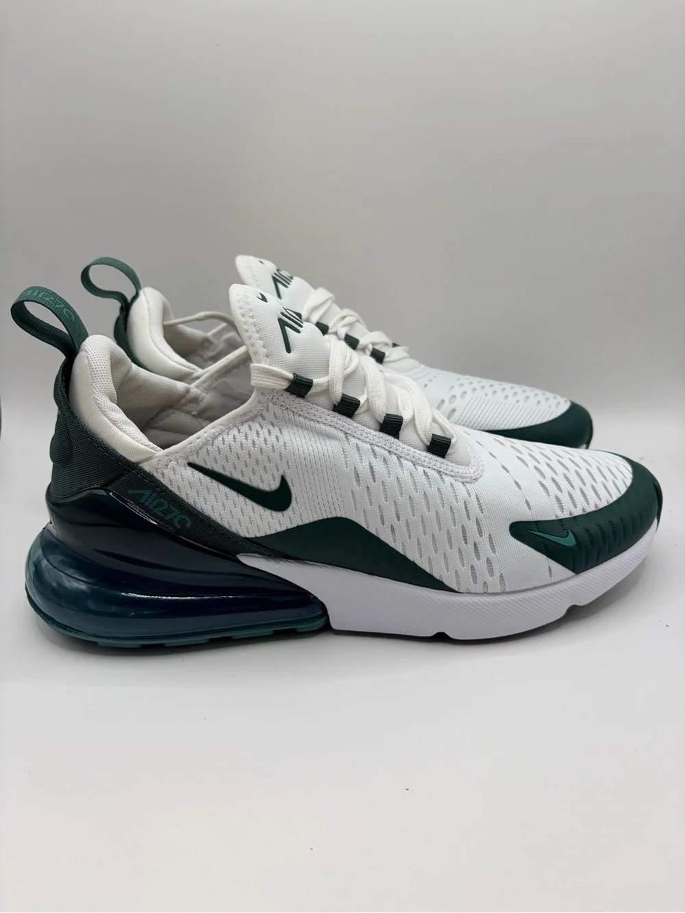 Nike Air Max 270 Sneakers 10 Women